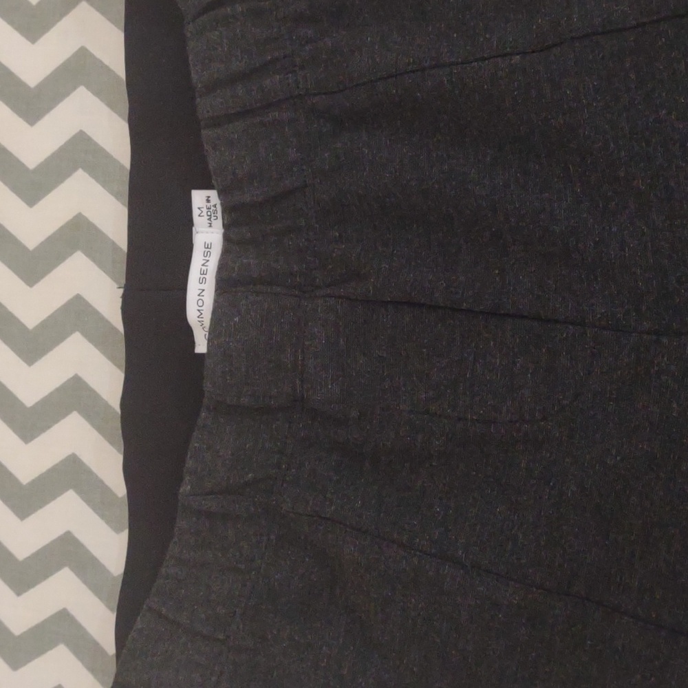 Common Sense straight leg stretch ankle pants Size M Charcoal. Made in the USA - Picture 2 of 7